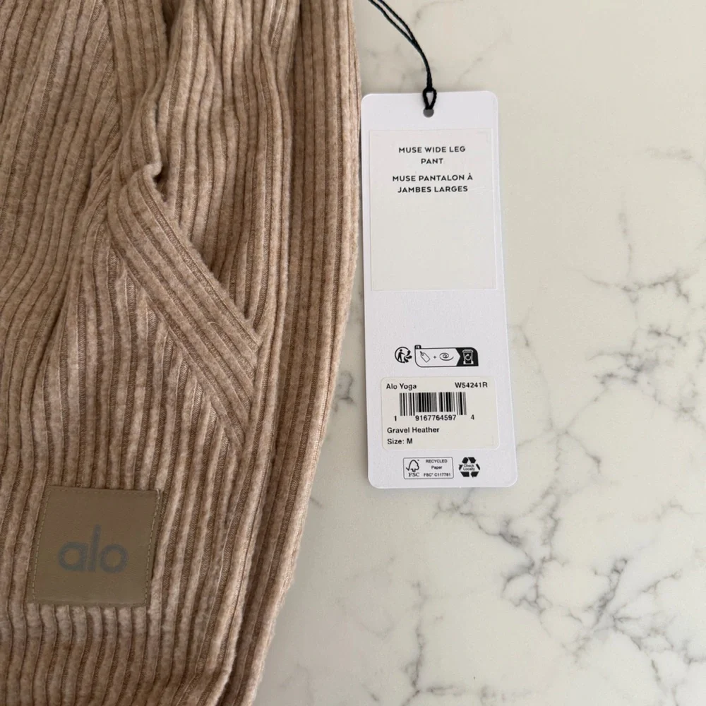ALO Yoga Wide Leg Ribbed Pants in Beige